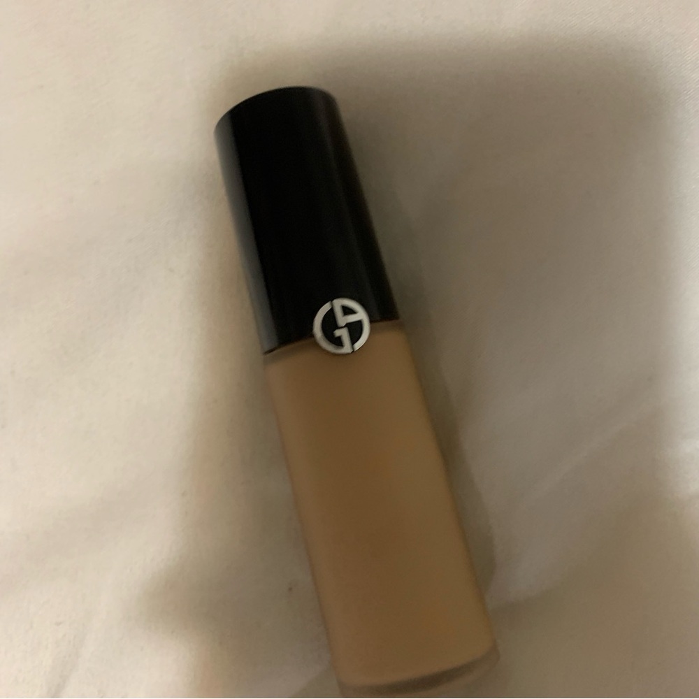 Giorgio Armani Luminous Concealer - 6.5 Warm Tan